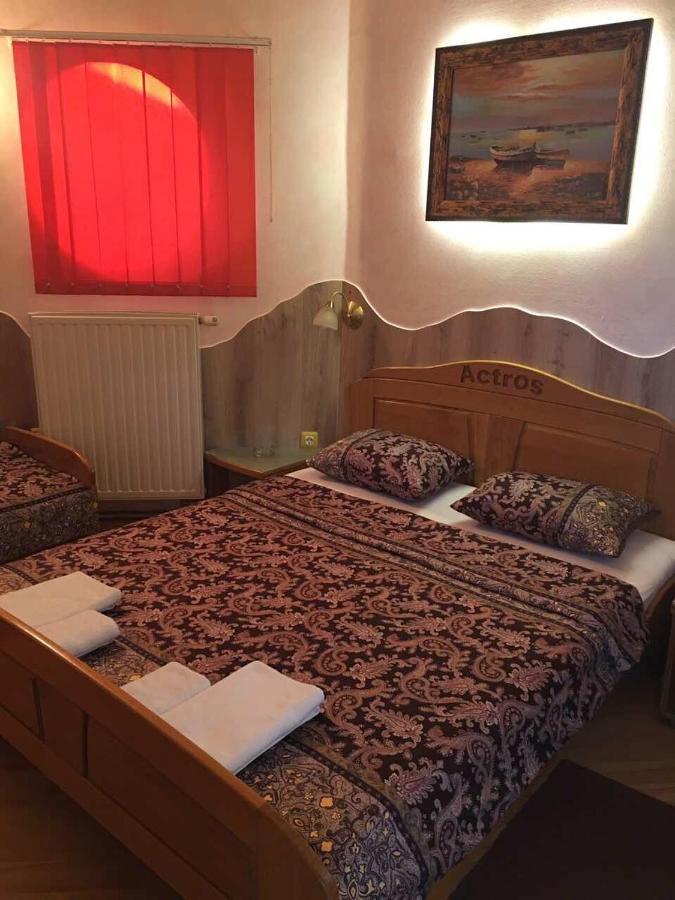 Motel Pizzeria Actros Nova Topola Zewnętrze zdjęcie